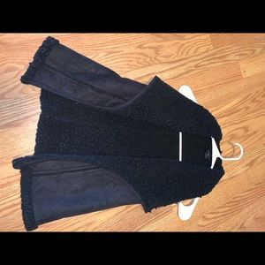 Black fir vest